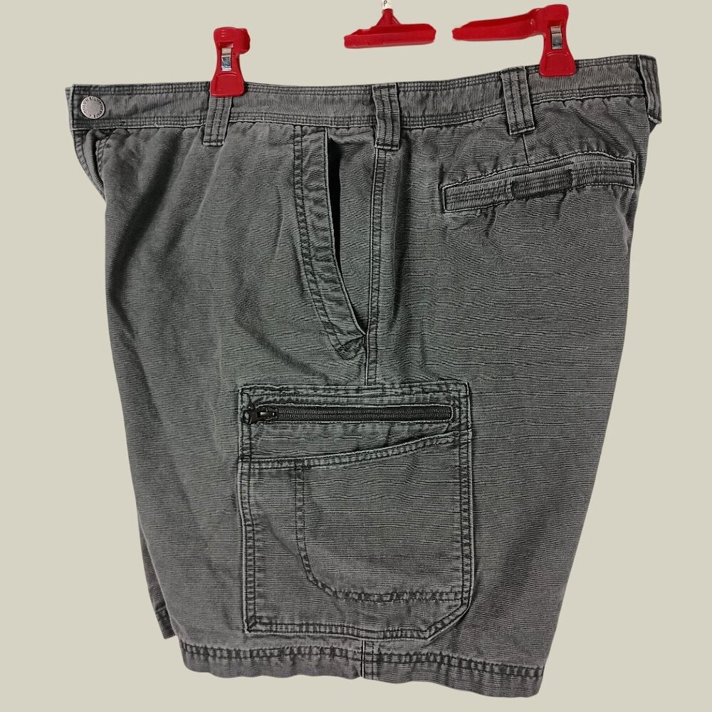 Columbia XCO Cargo Shorts Utility Mens 40 Grey Multi Pocket Gorpcore HIking